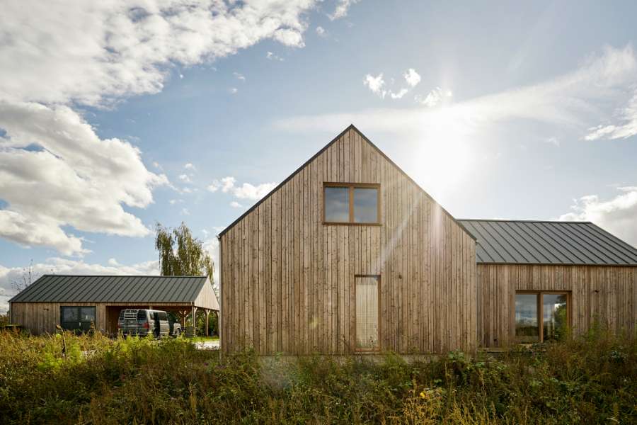 Die Ruhe kehrt ein unter einem Stahldach auf einem idyllischen Naturgrundstück, Fischerstraße 11d, 14778 Päwesin